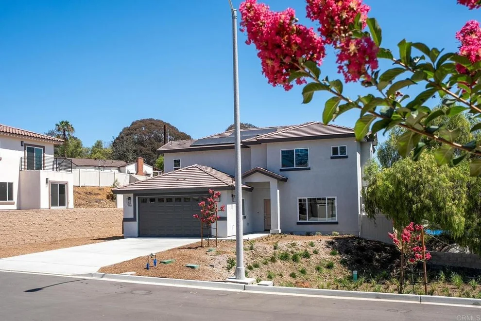Unit for sale at 3900 Rojo Tierra, La Mesa, CA 91941