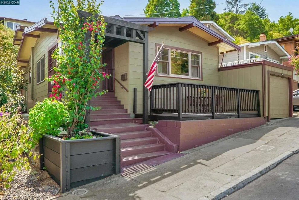Unit for sale at 10 Green St, Martinez, CA 94553
