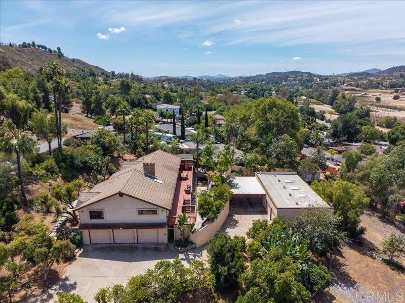 Unit for sale at 26635 Crescendo Drive, Escondido, CA 92026