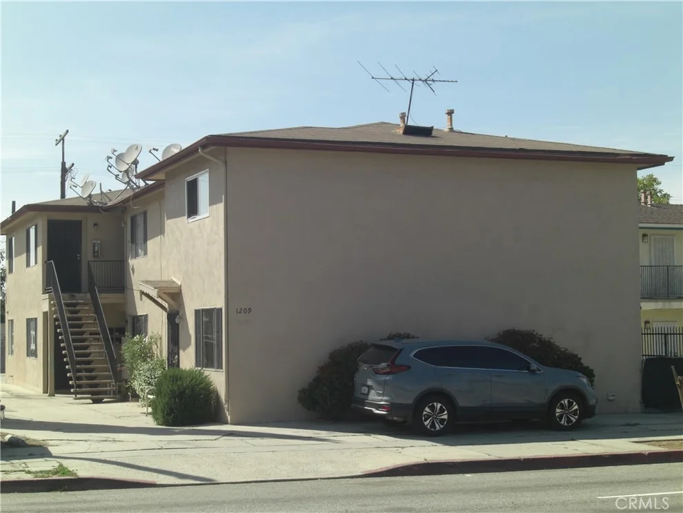 Unit for sale at 1209 N Wilmington Blvd., Wilmington, CA 90744