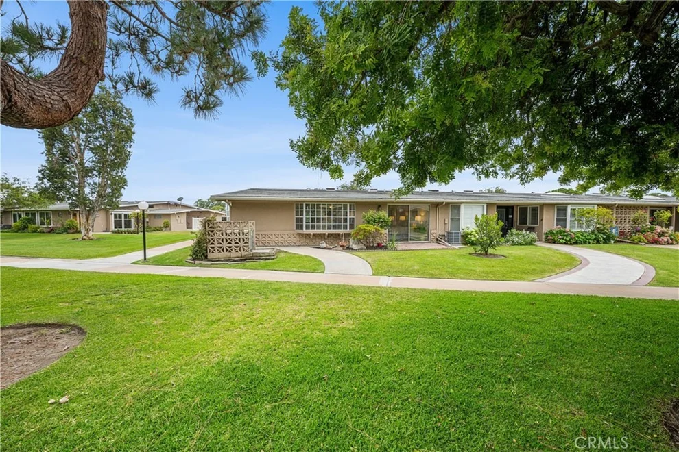 Unit for sale at 1281 Knollwood, Seal Beach, CA 90740