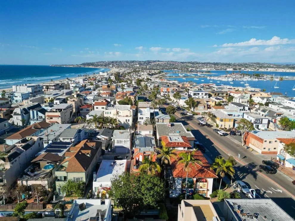 Unit for sale at 750 Island Court, San Diego, CA 92109