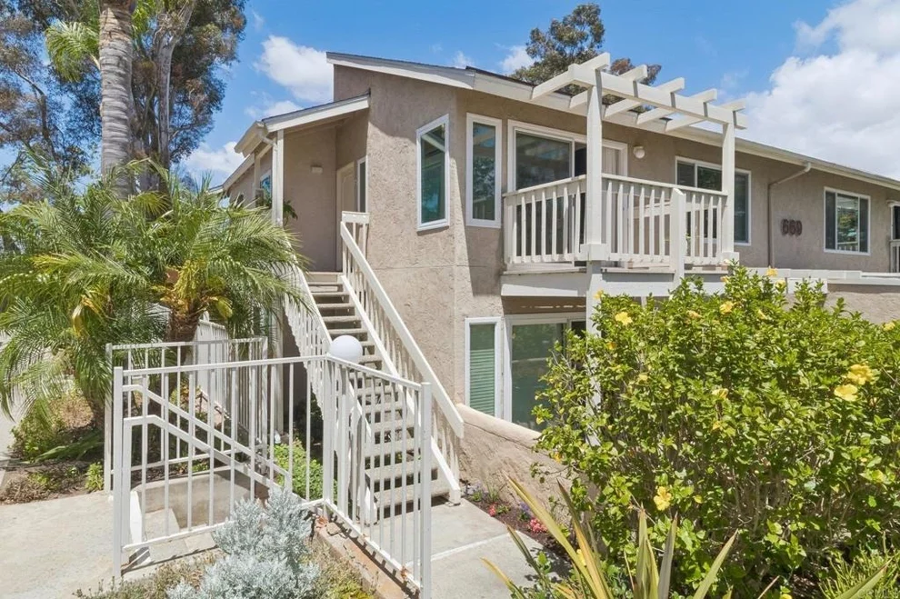 Unit for sale at 669 Diamond Way, Vista, CA 92083