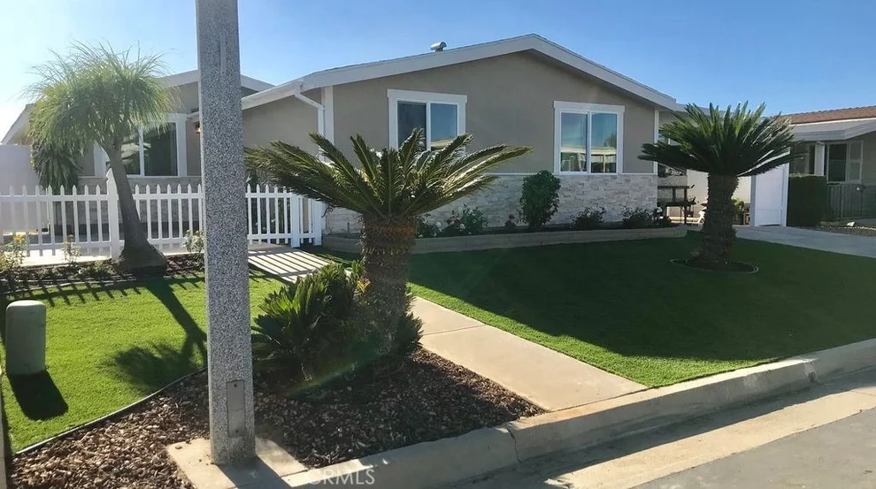 Unit for sale at 38315 Via Taffia, Murrieta, CA 92563