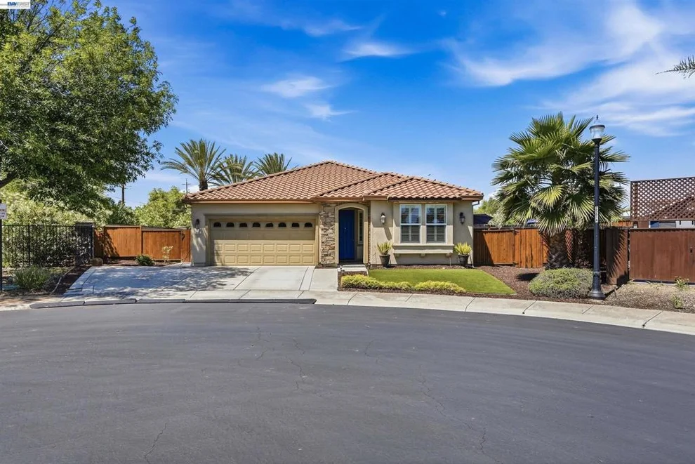 Unit for sale at 840 Rainbow Ct, Discovery Bay, CA 94505