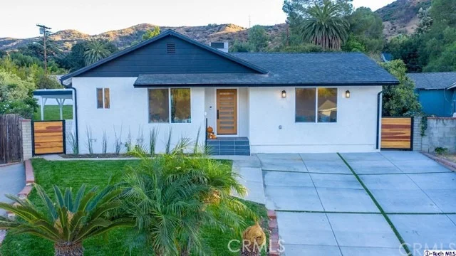 Unit for sale at 10202 Wescott Avenue, Sunland, CA 91040