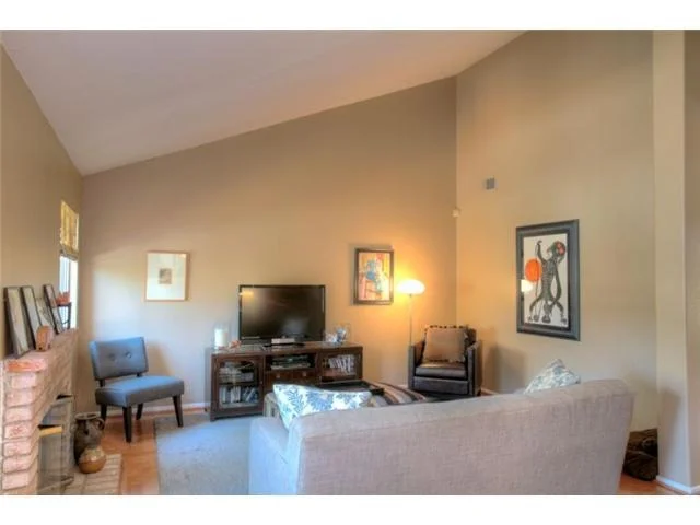 Unit for sale at 550 Summer View Circle, Encinitas, CA 92024