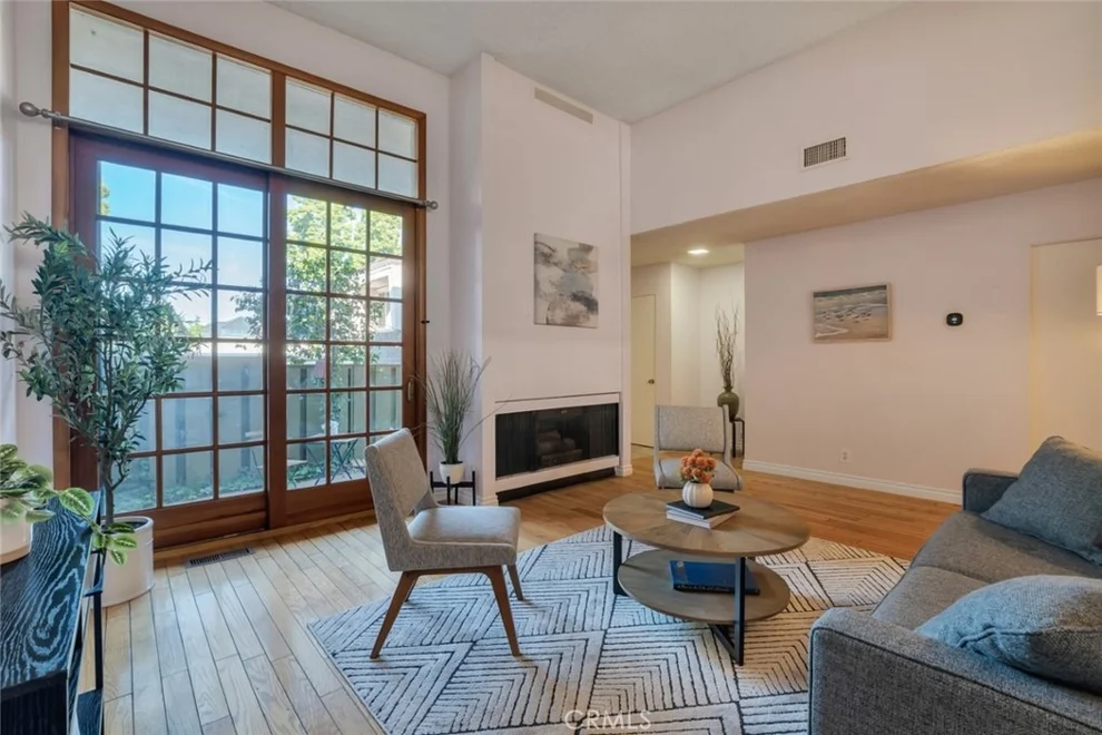 Unit for sale at 4173 W Sarah Street, Burbank, CA 91505