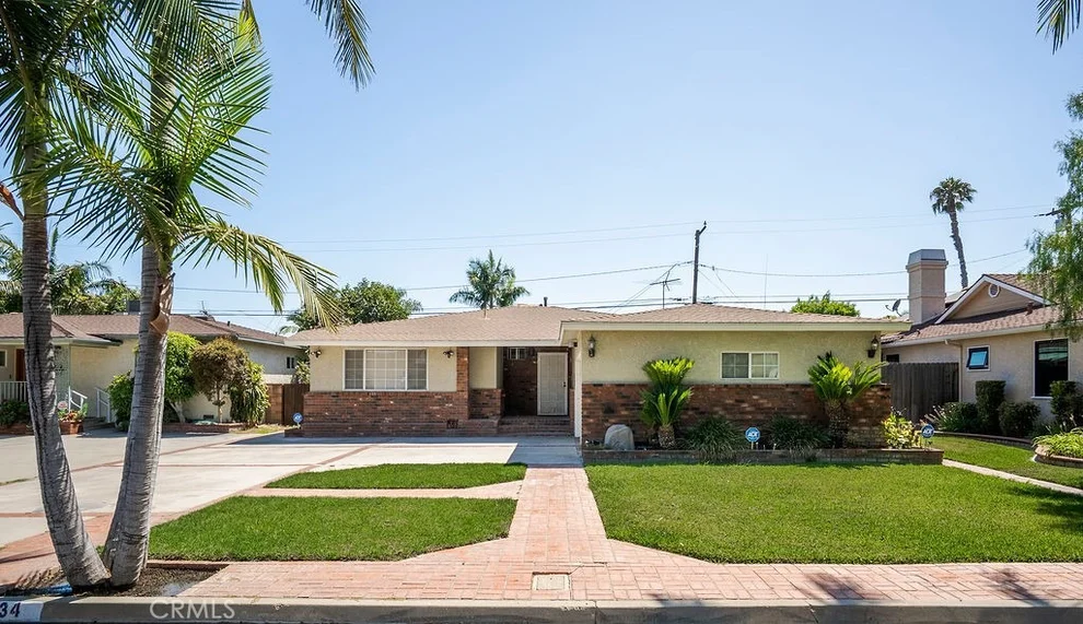 Unit for sale at 7934 Comolette, Downey, CA 90242