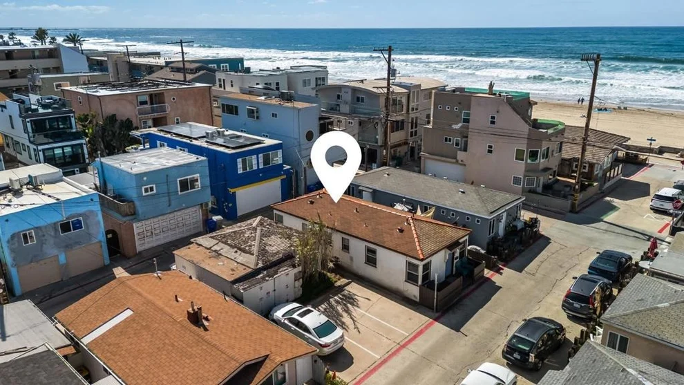Unit for sale at 717 19 San Jose Pl, San Diego, CA 92109
