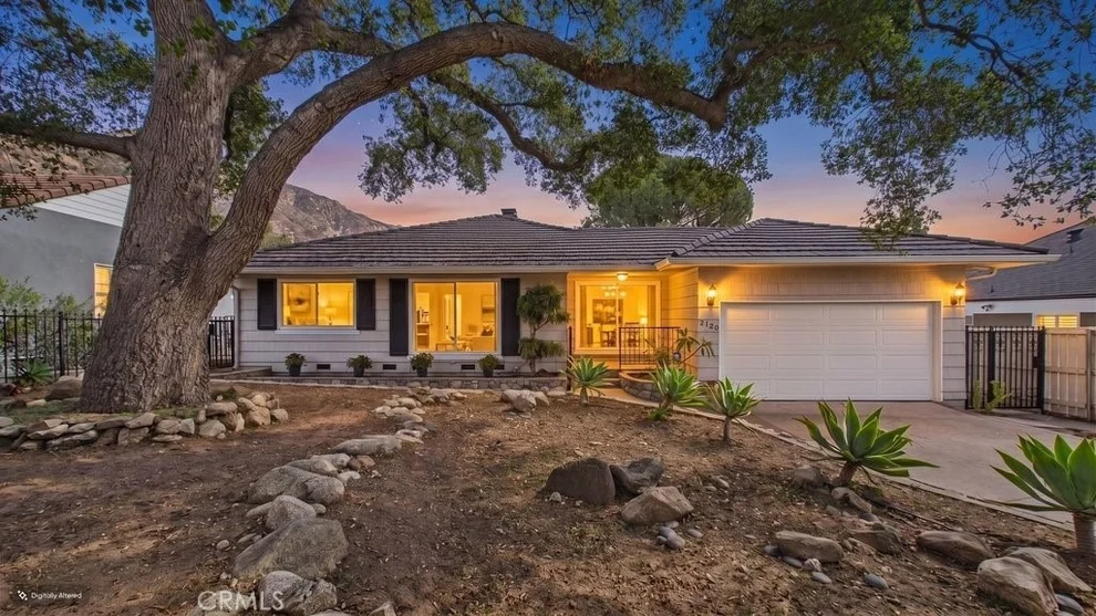 Unit for sale at 2120 Roosevelt, Altadena, CA 91001