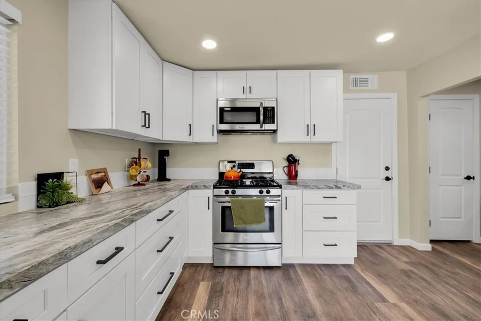 Unit for sale at 5665 Lupine Avenue, 29 Palms, CA 92277