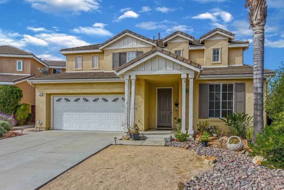 Unit for sale at 420 Landmark Ct, San Marcos, CA 92069