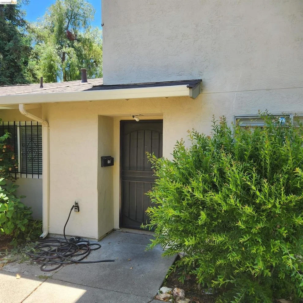 Unit for sale at 1369 Del Rio Cir, Concord, CA 94518