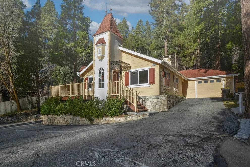 Unit for sale at 27162 State Highway 189, Blue Jay, CA 92317