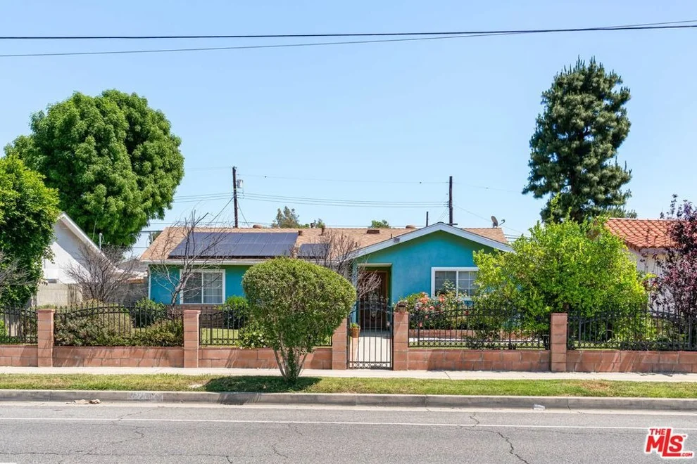 Unit for sale at 8716 Hayvenhurst Avenue, North Hills, CA 91343