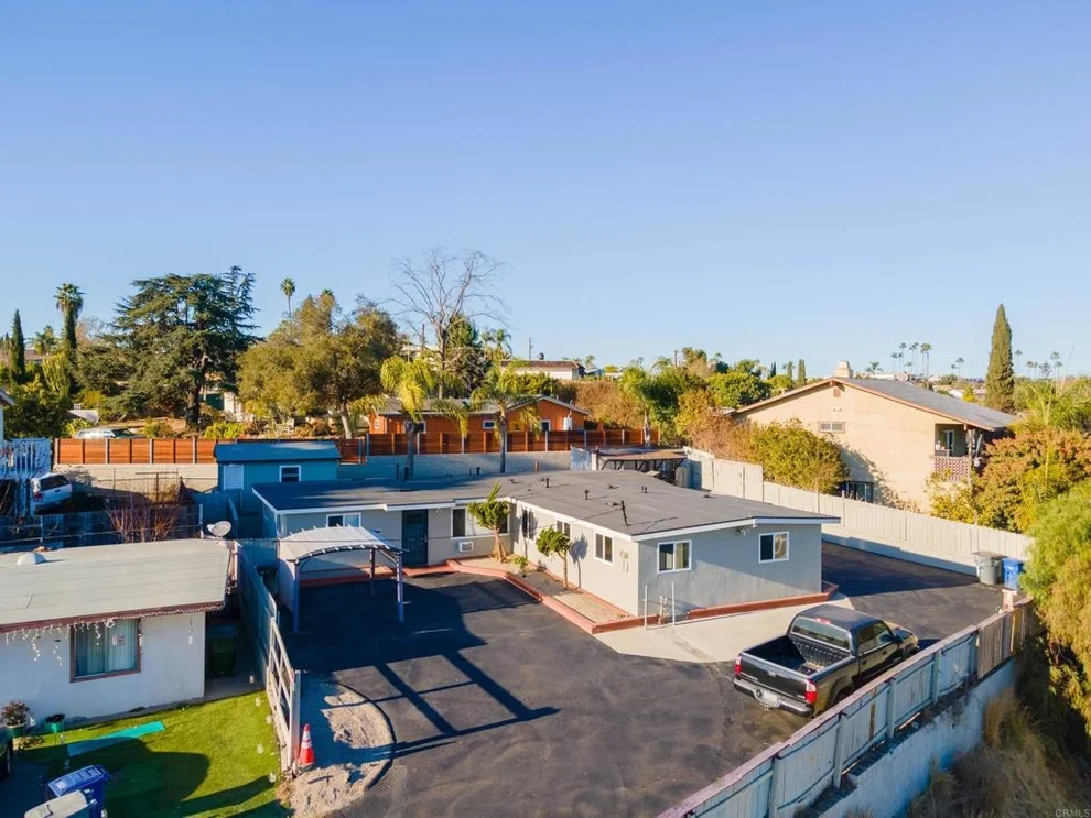 Unit for sale at 117 19 Plymouth Drive, Vista, CA 92083