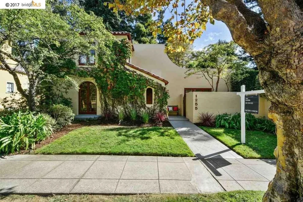 Unit for sale at 1255 Trestle Glen Rd, Oakland, CA 94610