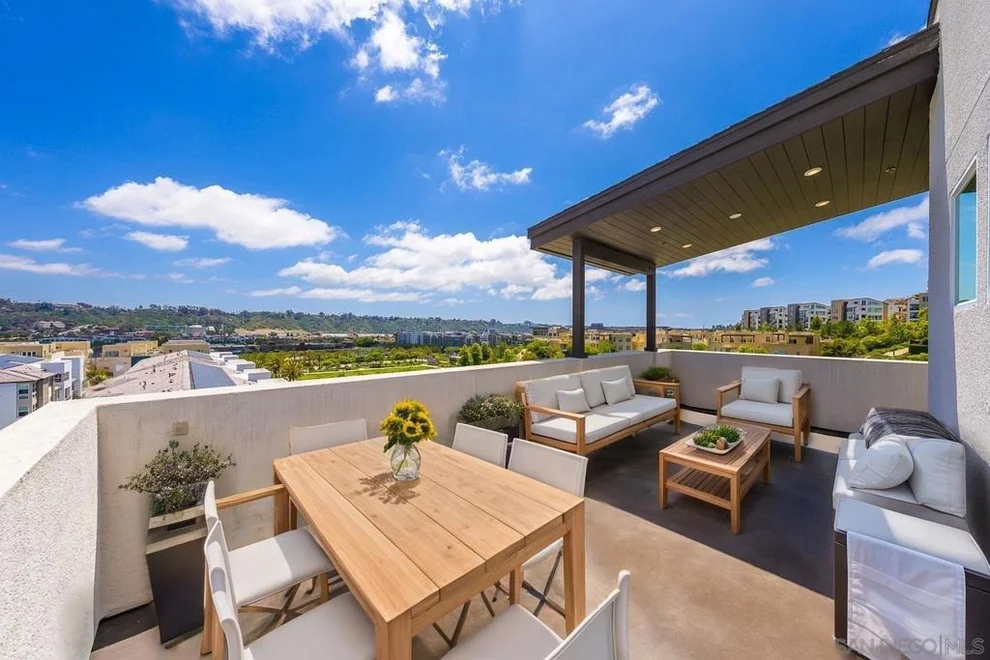 Unit for sale at 2602 Avella Dr., San Diego, CA 92108
