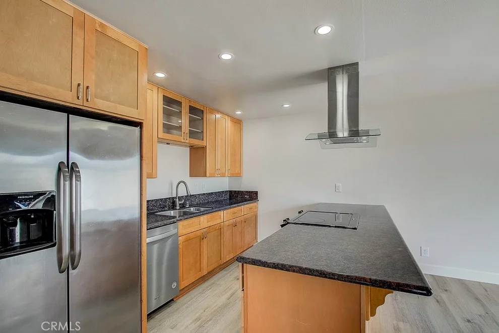 Unit for sale at 23492 El Reposa, Aliso Viejo, CA 92656