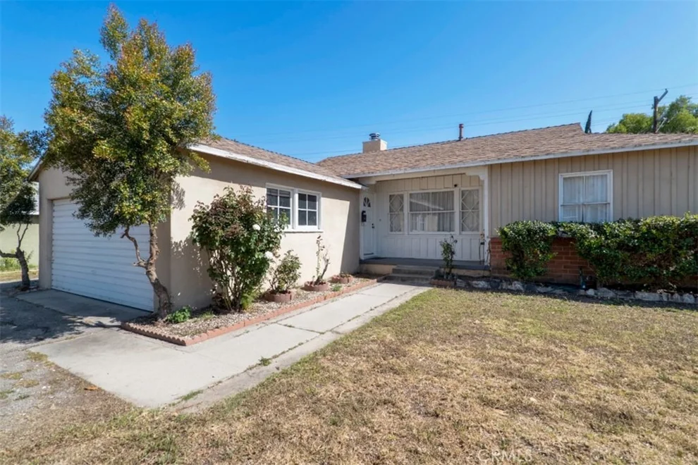 Unit for sale at 15940 Blackhawk Street, Granada Hills, CA 91344
