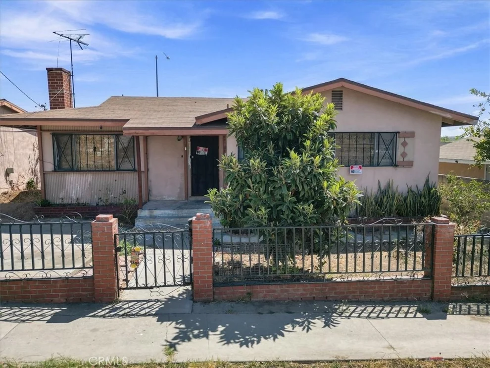 Unit for sale at 650 S Sydney Drive, Los Angeles, CA 90022