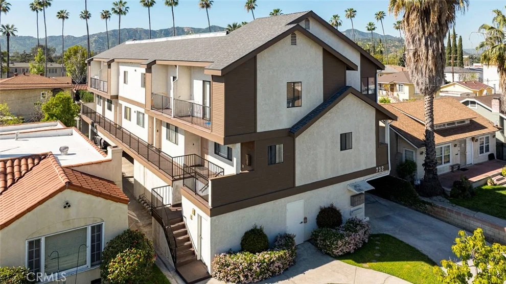 Unit for sale at 732 W Dryden, Glendale, CA 91202