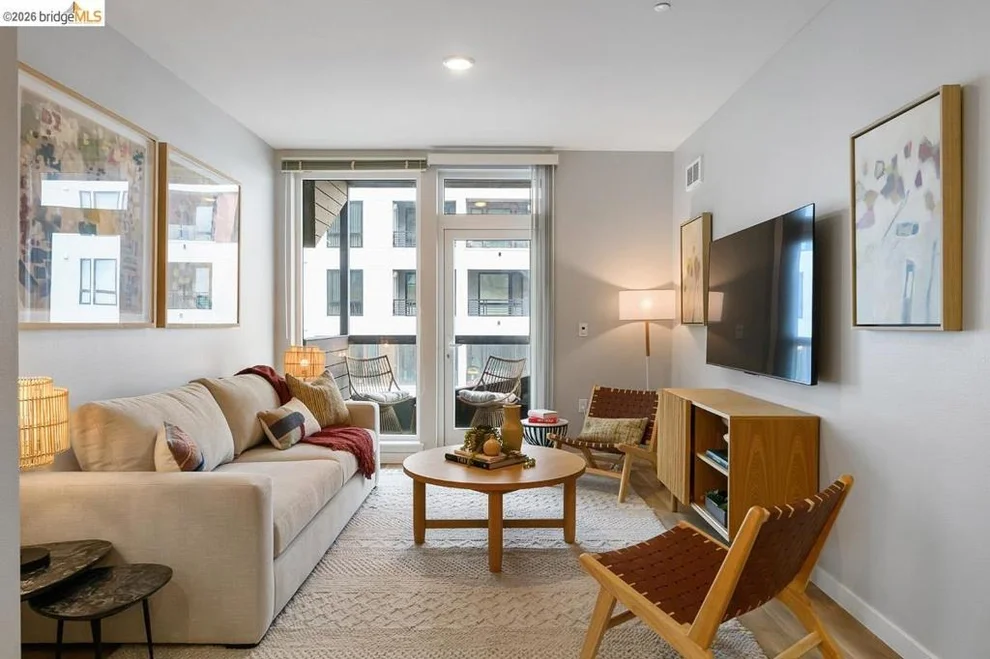 Unit for sale at 260 Brooklyn Basin Way, Oakland, CA 94606