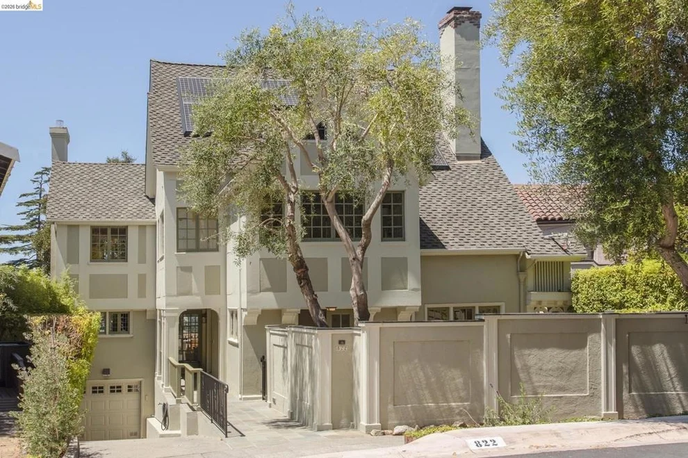 Unit for sale at 822 Mendocino Ave, Berkeley, CA 94707