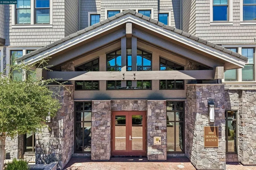 Unit for sale at 1000 Dewing Ave, Lafayette, CA 94549