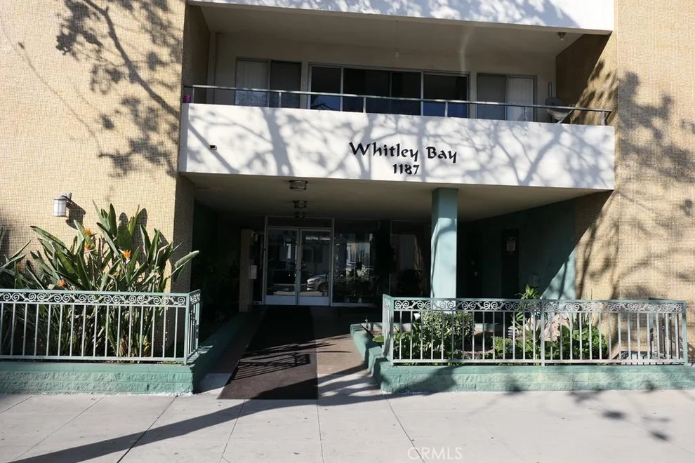Unit for sale at 1187 E 3rd Street, Long Beach, CA 90802