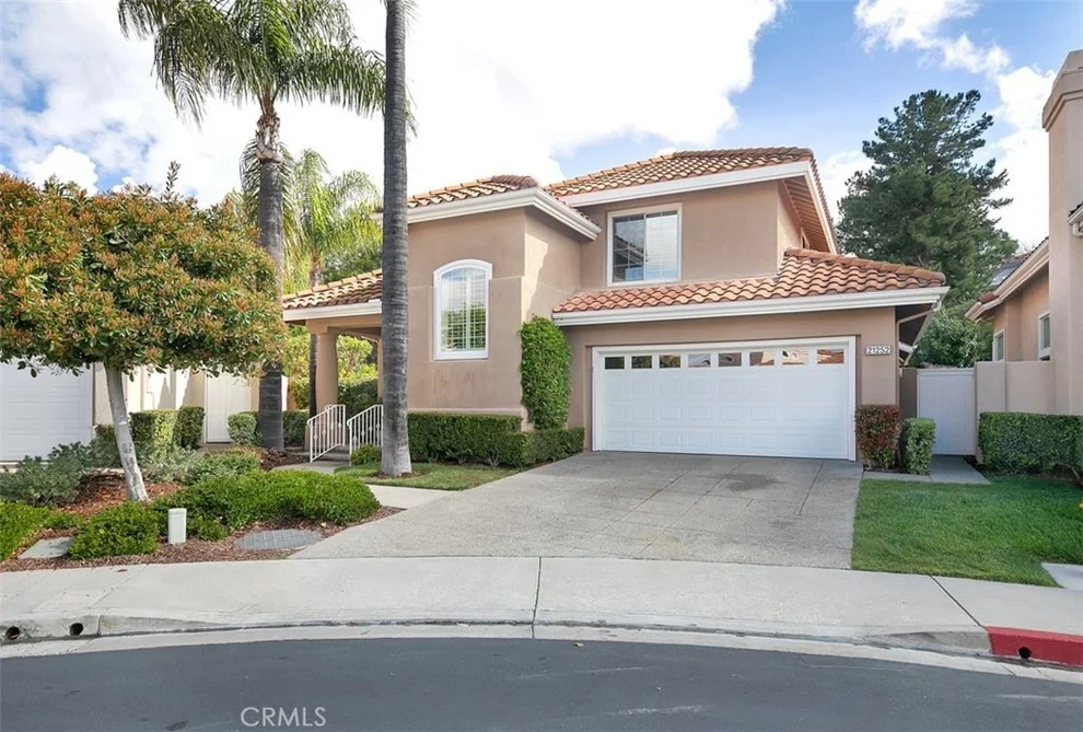 Unit for sale at 21252 Trivoli, Mission Viejo, CA 92692