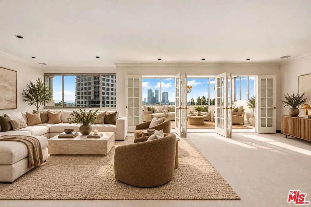 Unit for sale at 875 Comstock Avenue, Los Angeles, CA 90024