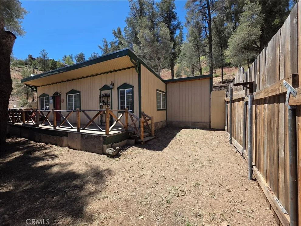 Unit for sale at 407 Lakeview, Frazier Park, CA 93225