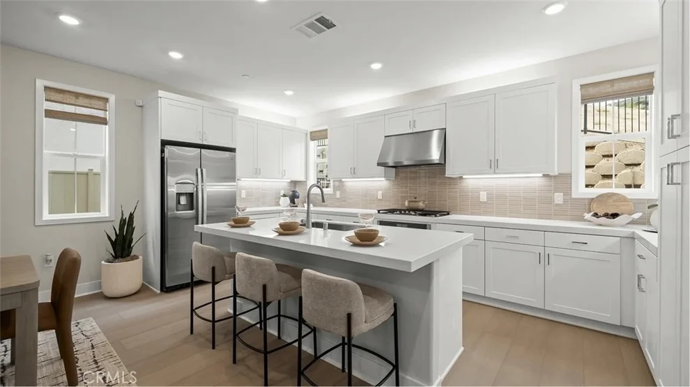 Unit for sale at 2145 Perdido Lane, Santa Paula, CA 93060