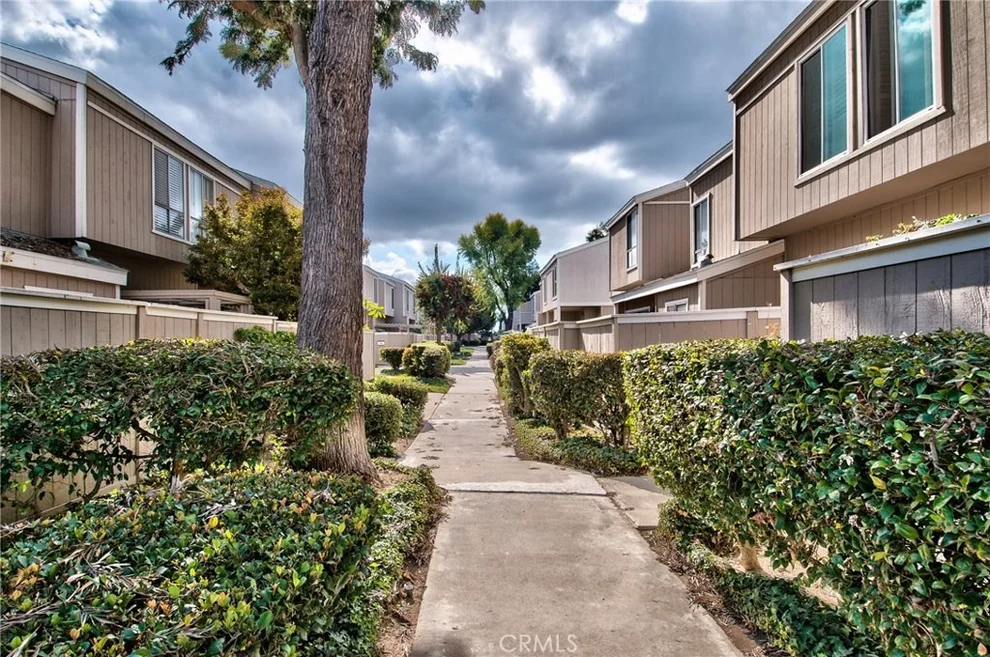 Unit for sale at 2730 W Segerstrom Avenue, Santa Ana, CA 92704