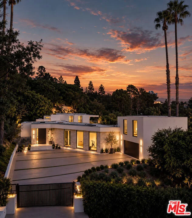 Unit for sale at 525 Arkell Drive, Beverly Hills, CA 90210