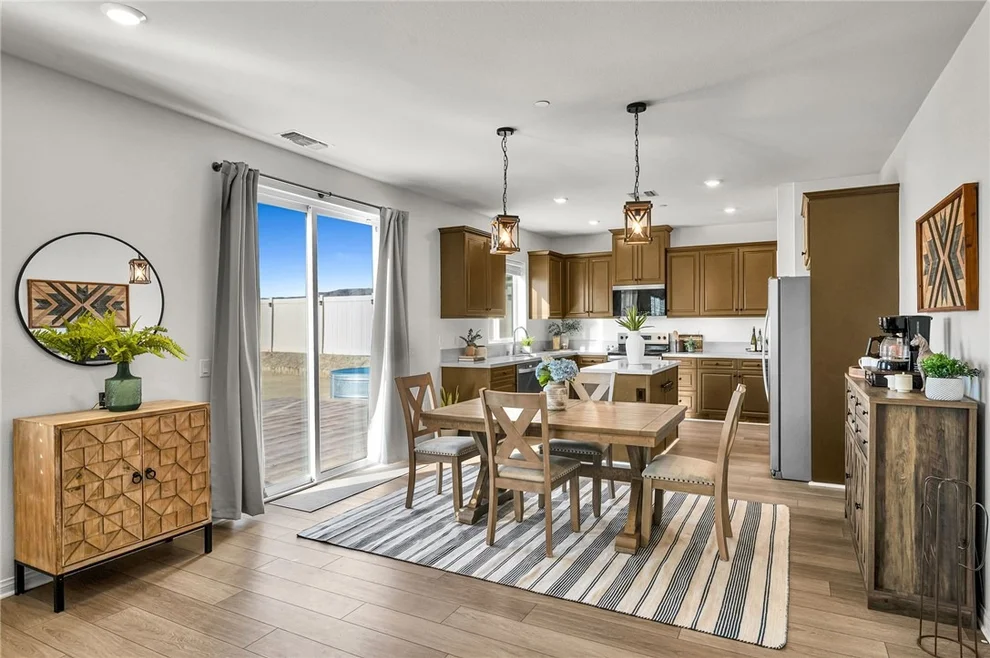 Unit for sale at 873 Ancona Lane, Lake Elsinore, CA 92530