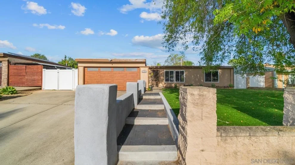 Unit for sale at 1104 Hoover St, Escondido, CA 92027