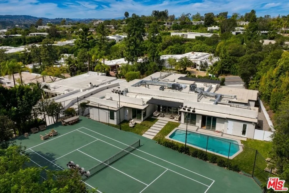 Unit for sale at 1836 Loma Vista Drive, Beverly Hills, CA 90210