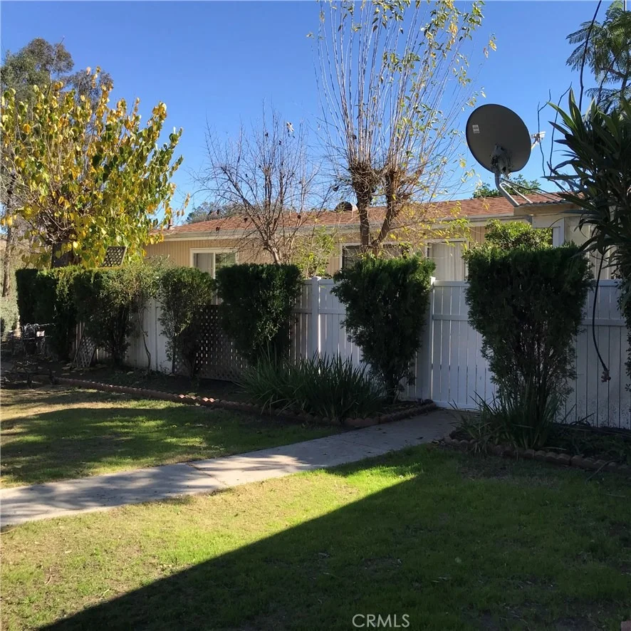Unit for sale at 25755 Via Lomas, Laguna Hills, CA 92653