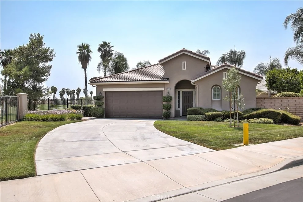 Unit for sale at 28105 Whisperwood, Menifee, CA 92584