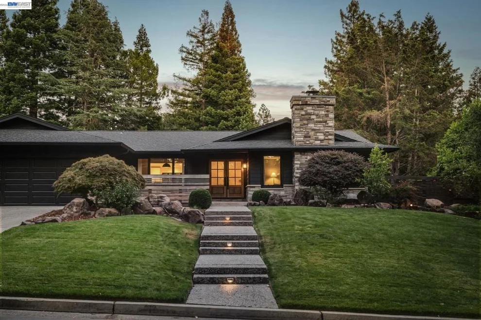 Unit for sale at 2170 Deer Oak Way, Danville, CA 94506
