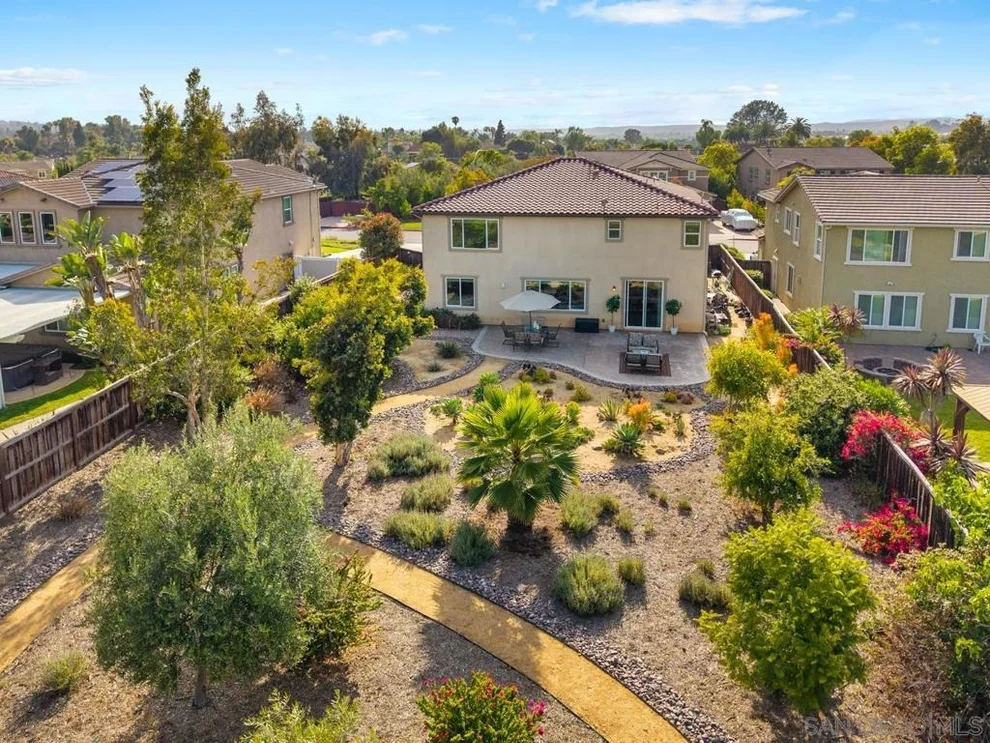 Unit for sale at 5510 Lipizzaner Cir, Oceanside, CA 92057