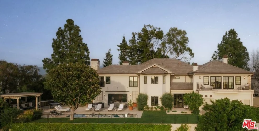 Unit for sale at 12072 Crest Court, Beverly Hills, CA 90210