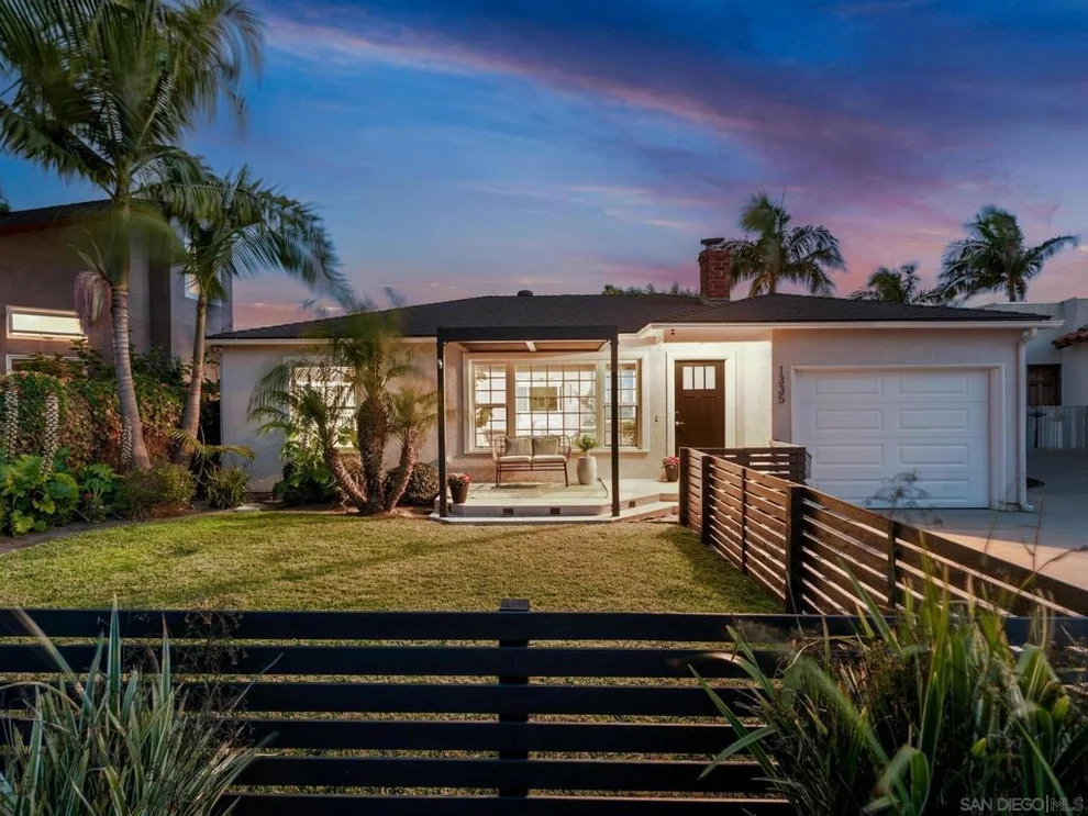 Unit for sale at 1335 Loring St, San Diego, CA 92109