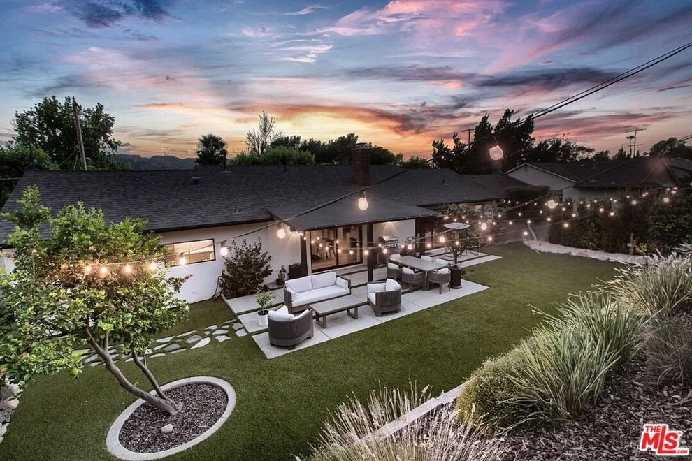 Unit for sale at 3547 Burritt Way, Glendale, CA 91214