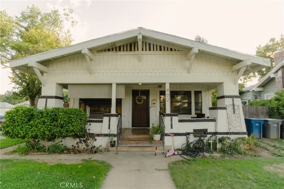 Unit for sale at 902 W 20th Street, Merced, CA 95340