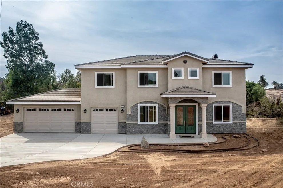 Unit for sale at 18205 Blue Heron Circle, Riverside, CA 92504