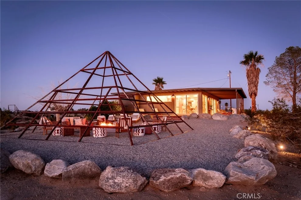 Unit for sale at 69155 Sunnysands Drive, 29 Palms, CA 92277